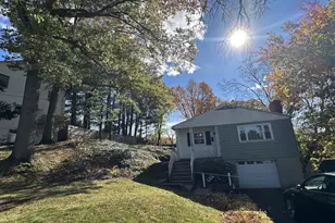 10 Carleton St, Greenwich, CT 06830 - Photo 6