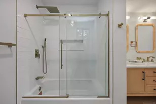 488 Commanche Ln, Stratford, CT 06614 - Photo 22