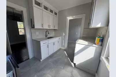 677 Boston Avenue, Bridgeport, CT 06610 - Photo 12