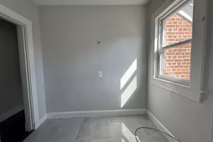 677 Boston Ave, Bridgeport, CT 06610 - Photo 16