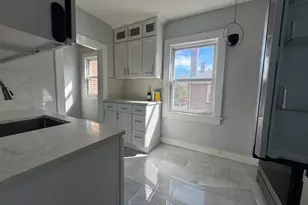 677 Boston Ave, Bridgeport, CT 06610 - Photo 14