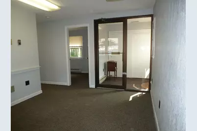 324 Albany Turnpike, Canton, CT 06019 - Photo 4