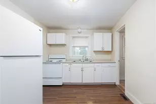 22 Lakeview St, East Hampton, CT 06424 - Photo 6