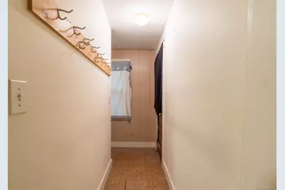 22 Lakeview Street, East Hampton, CT 06424 - Photo 2