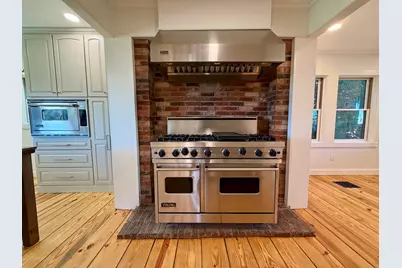 200 North Main Street, East Granby, CT 06026 - Photo 10