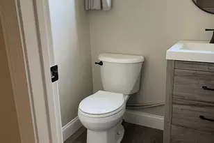 140 Thompson St, East Haven, CT 06513 - Photo 22