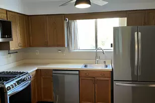 140 Thompson St, East Haven, CT 06513 - Photo 8