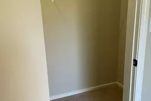 140 Thompson St, East Haven, CT 06513 - Photo 18