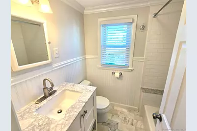 387 Quaker Lane South, West Hartford, CT 06119 - Photo 8