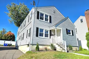 387 Quaker Ln S, West Hartford, CT 06119 - Photo 1