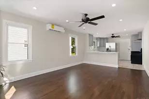 634 Courtland Ave, Bridgeport, CT 06605 - Photo 2