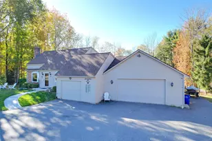 197 Spencer Hill Rd, Winchester, CT 06098 - Photo 2