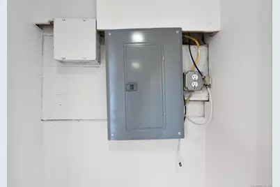 107 Dewey Street, Stratford, CT 06615 - Photo 32