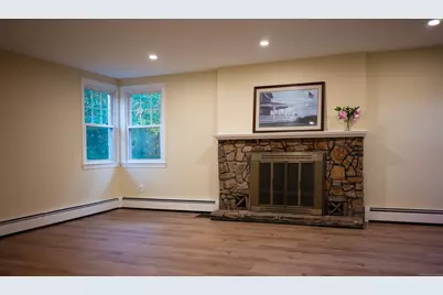 10 Eli Yale Terrace, Branford, CT 06405 - Photo 4