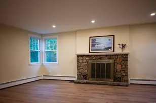 10 Eli Yale Terrace, Branford, CT 06405 - Photo 4