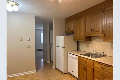 21 Prospect Street #APT 1, Torrington, CT 06790 - Photo 2