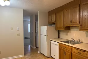 21 Prospect St, Torrington, CT 06790 - Photo 2