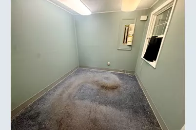 252 Hartford Avenue, Newington, CT 06111 - Photo 12