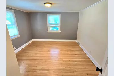 127 Hollywood Avenue, West Hartford, CT 06110 - Photo 12