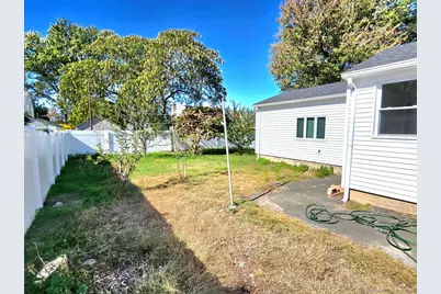 127 Hollywood Avenue, West Hartford, CT 06110 - Photo 18