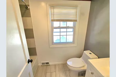 127 Hollywood Avenue, West Hartford, CT 06110 - Photo 14
