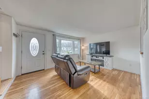 267 Reed Ave, Windsor Locks, CT 06096 - Photo 10