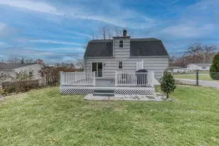 267 Reed Ave, Windsor Locks, CT 06096 - Photo 6