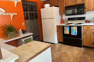 19 Vickers Rd, New Hartford, CT 06057 - Photo 4