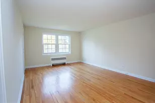 1006A Trout Brook Dr, West Hartford, CT 06119 - Photo 8