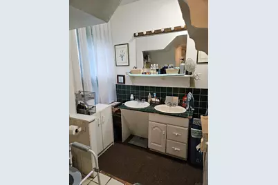 566 Wood Avenue, Bridgeport, CT 06604 - Photo 6