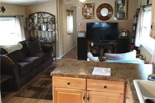 146 Pocono Point Rd, Danbury, CT 06810 - Photo 4