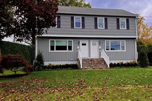 44 Cross St, New Canaan, CT 06840 - Photo 1