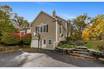 4 Abbey Lane, Newtown, CT 06470 - Photo 4