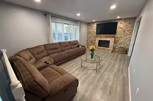 147 Sprucedale Dr, Waterbury, CT 06706 - Photo 14