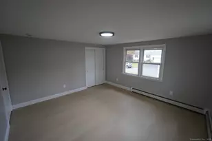 474 Chestnut Hill Ave, Waterbury, CT 06704 - Photo 8