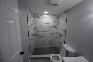 474 Chestnut Hill Ave, Waterbury, CT 06704 - Photo 12