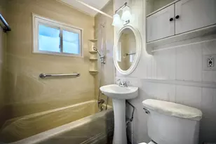 23 Baird Ct, Stratford, CT 06614 - Photo 12