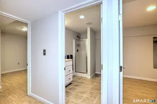 84 Chelsea Ct, Orange, CT 06477 - Photo 38