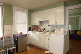 53 Hillside Ave, Waterbury, CT 06710 - Photo 8