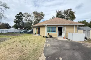 515 Middletown Ave, New Haven, CT 06513 - Photo 1