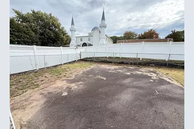 515 Middletown Avenue, New Haven, CT 06513 - Photo 28