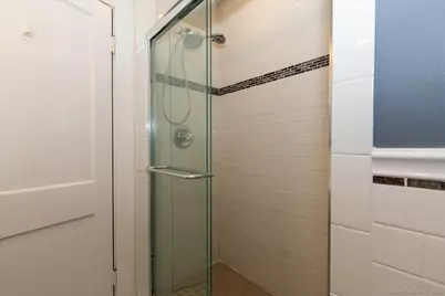 5 Spier Avenue, Enfield, CT 06082 - Photo 20