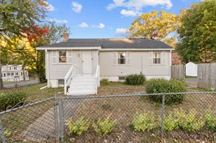 67 Elizabeth Ave, Bloomfield, CT 06002 - Photo 1