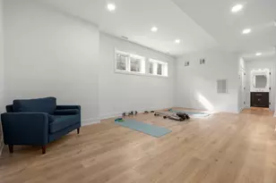 706 Judd St, Fairfield, CT 06825 - Photo 32