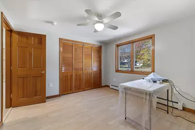 827 Thompson Road, Thompson, CT 06277 - Photo 20