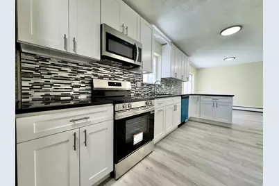 109 Winterberry Way, Torrington, CT 06790 - Photo 6