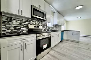 109 Winterberry Way, Torrington, CT 06790 - Photo 6