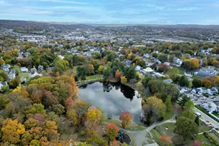 338 Pine St, Waterbury, CT 06704 - Photo 2