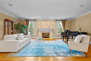 342 Midlock Rd, Fairfield, CT 06824 - Photo 4