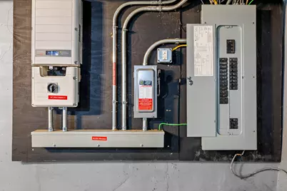 625 Vauxhall Street Ext, Waterford, CT 06385 - Photo 18